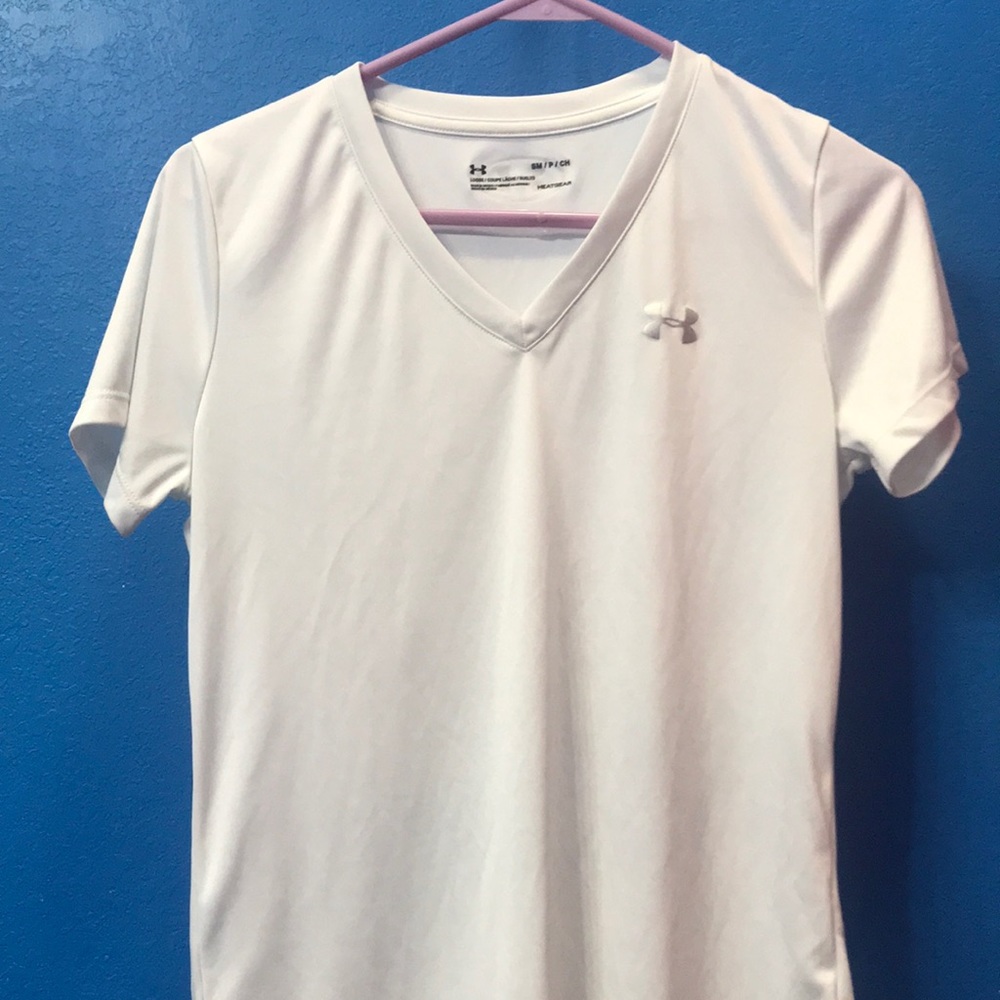 Under Armour Women’s Small Heat Gear T-Shirt